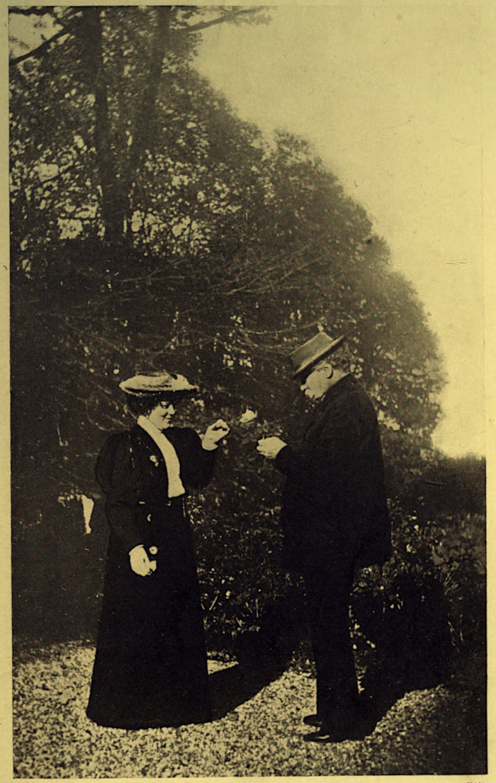 LOIE
FULLER AND ALEXANDRE DUMAS