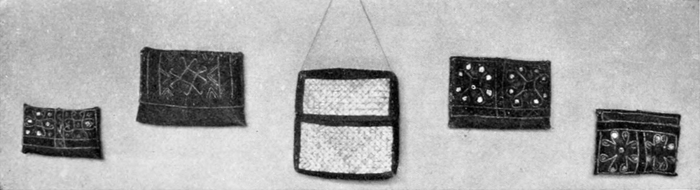 Geflochtene Taschen